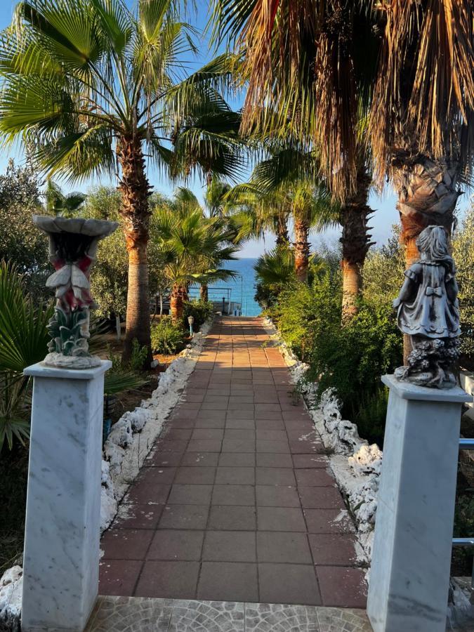 Mavi Cennet Camping Caravan Kızılot Buitenkant foto