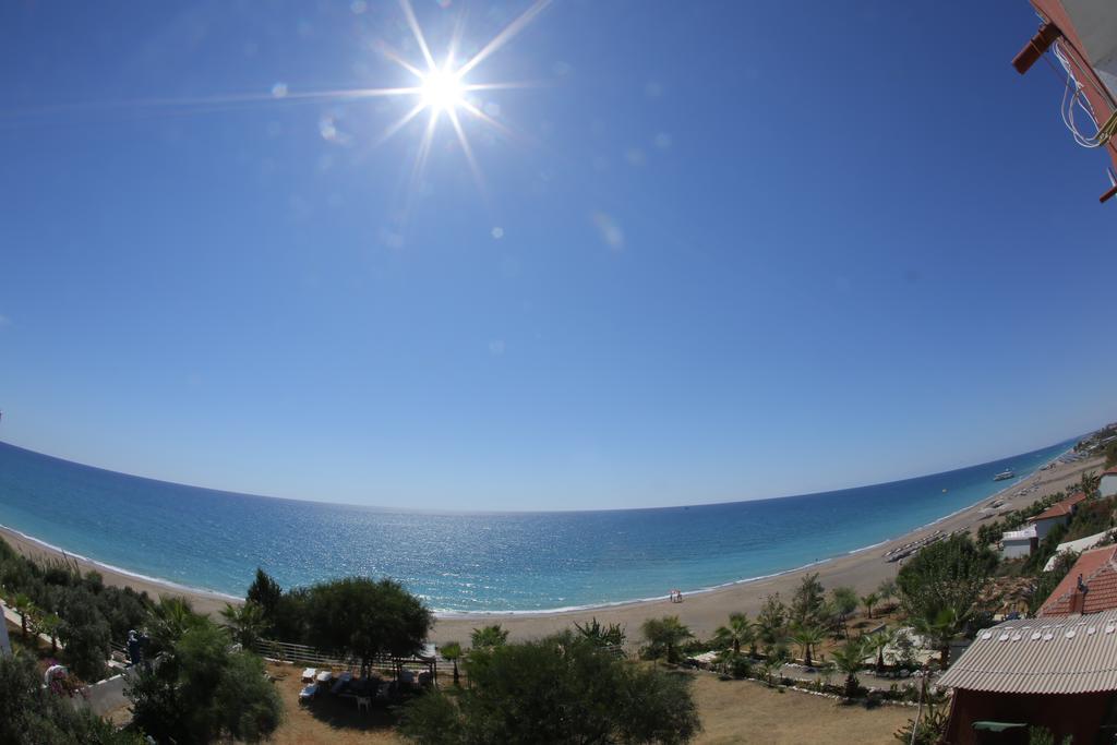 Mavi Cennet Camping Caravan Kızılot Buitenkant foto