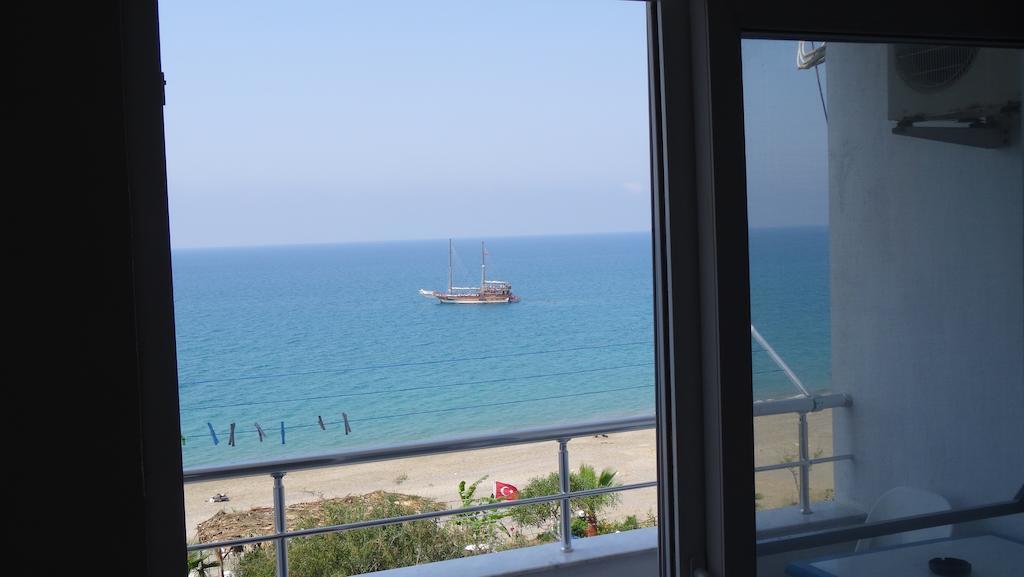 Mavi Cennet Camping Caravan Kızılot Buitenkant foto
