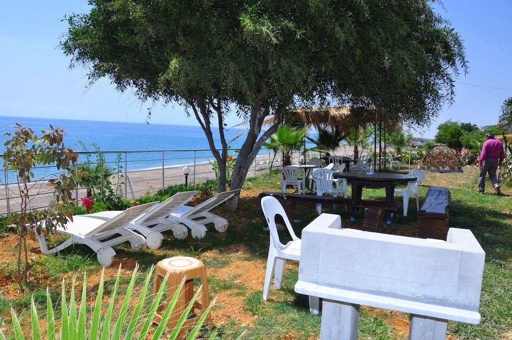 Mavi Cennet Camping Caravan Kızılot Buitenkant foto