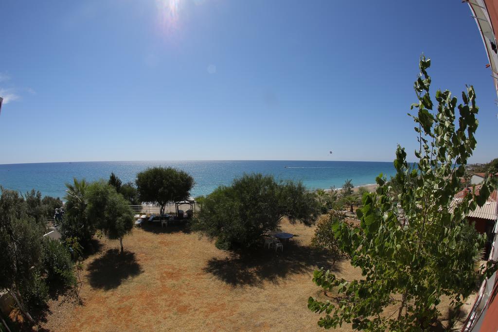 Mavi Cennet Camping Caravan Kızılot Buitenkant foto