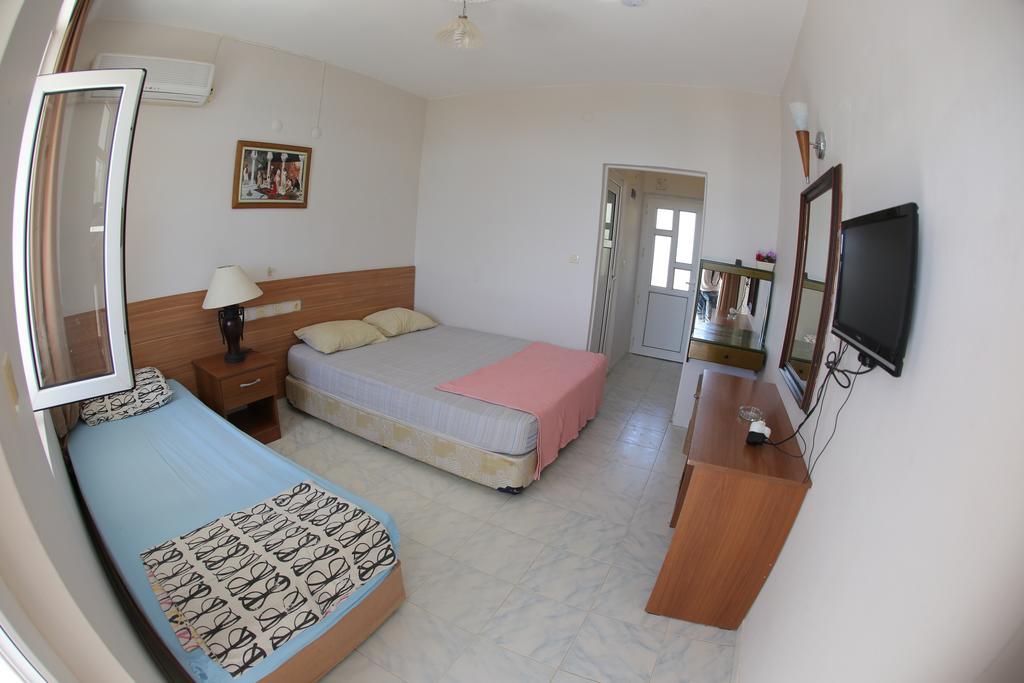 Mavi Cennet Camping Caravan Kızılot Buitenkant foto
